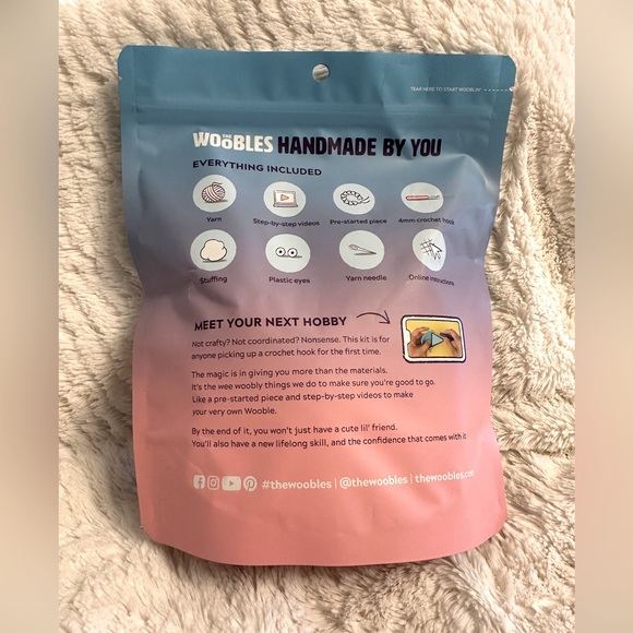 The Woobles Crochet Kit - Emilio the Turtle (pastel) - Picture 2 of 2